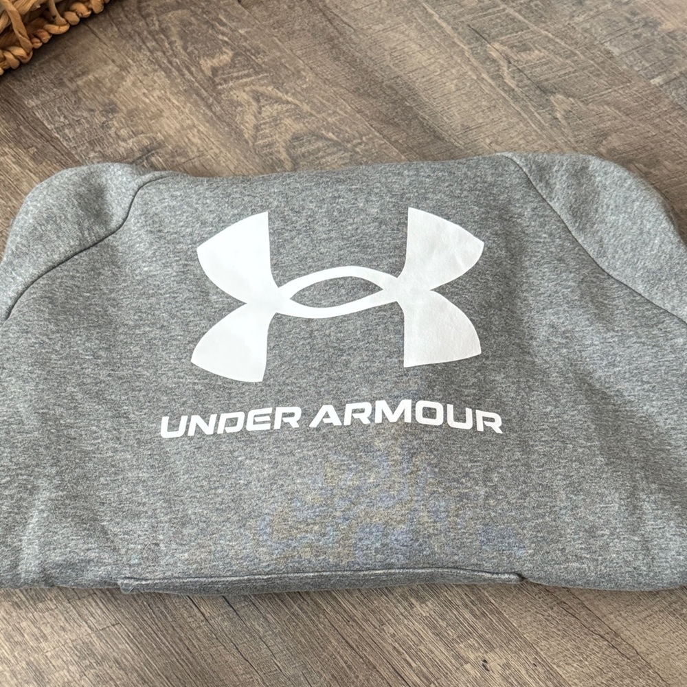 Under Armour Heather Gray Pullover